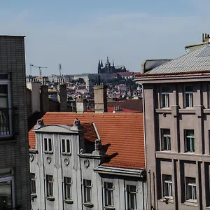 https://dahlia-inn.praguehotelsweb.com