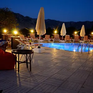 https://selimiye-saklibahce-hotel.aegeanhotels.net